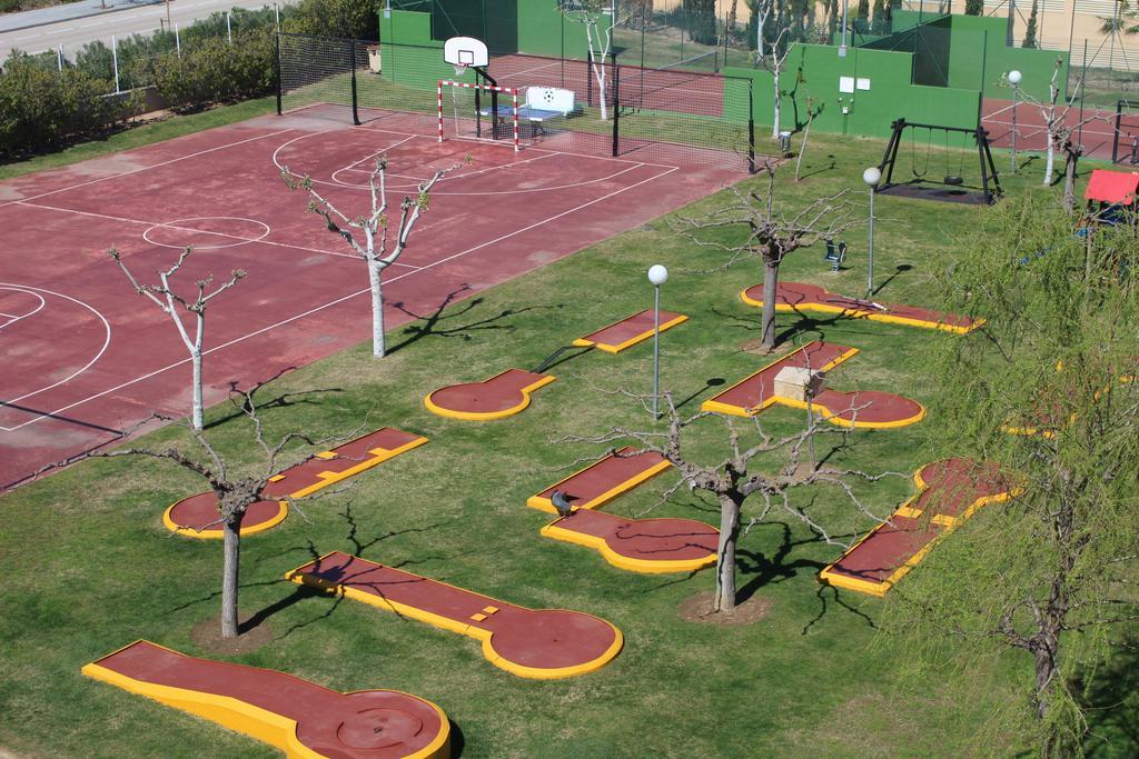 Los Juncos De Pineda Park Salou Exterior photo