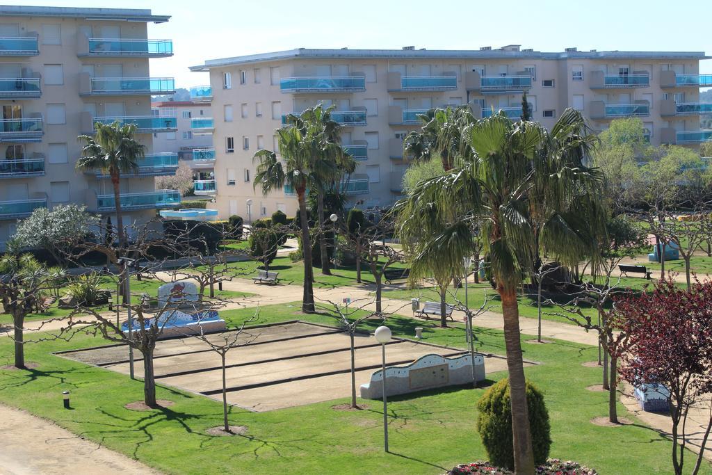 Los Juncos De Pineda Park Salou Exterior photo